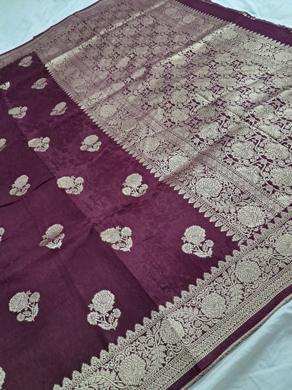 Wine Tanchui Buti Saree