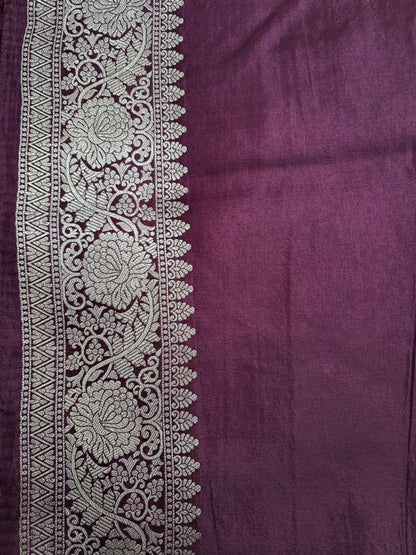 Wine Tanchui Buti Saree