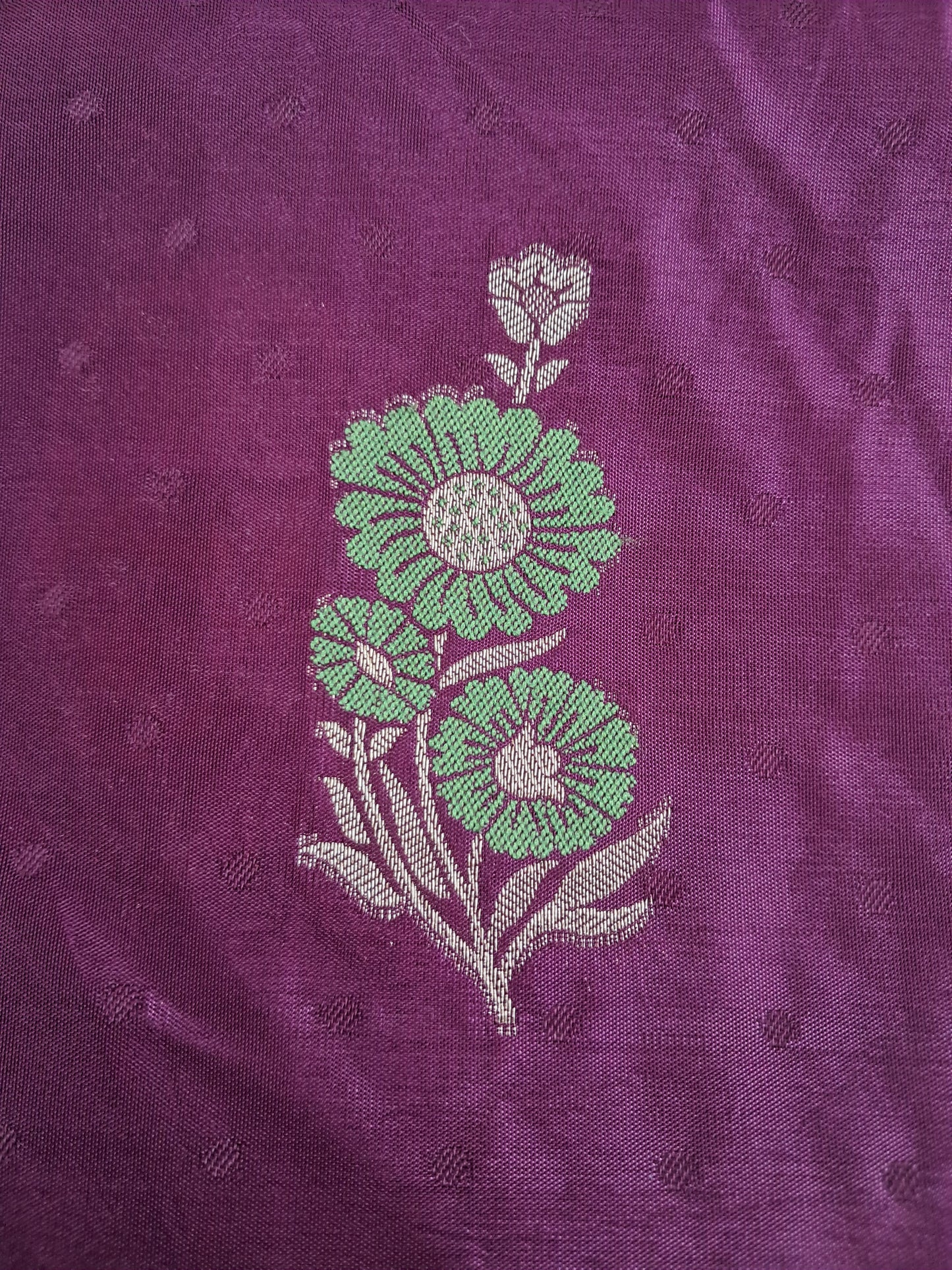 Wine Meena Buti H.O Saree